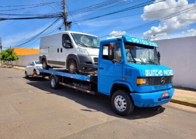 Guincho Campo Grande, Guincho em Campo Grande, Guincho 24 horas Campo Grande, Guincho emergencial, Guincho de caminhões, Guincho de carros, Guincho de motos, Guincho de ônibus, Guincho de vans, Guincho de caminhões, Guincho de tratores, Guincho de ônibus, Serviço de guinchos, Serviço de reboques, Serviço de guincho de caminhões, Serviço de guincho de tratores